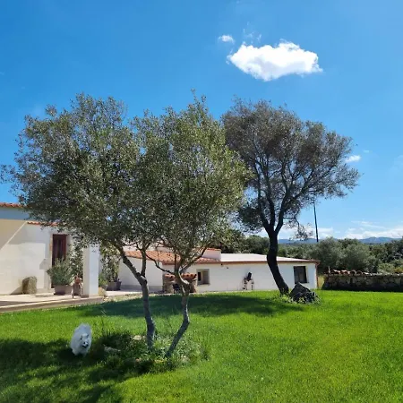 Lu Antu Alloggi Agrituristici Bed & Breakfast