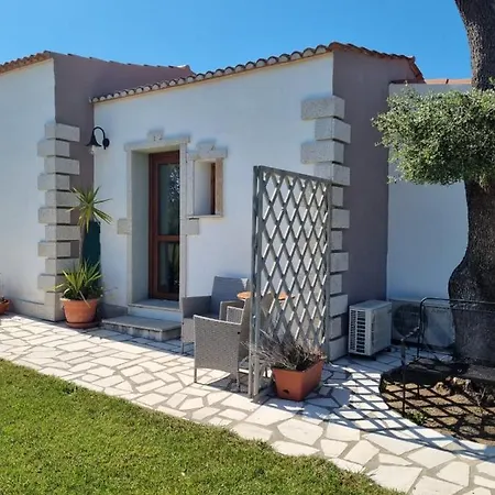 Lu Antu Alloggi Agrituristici Couette-café