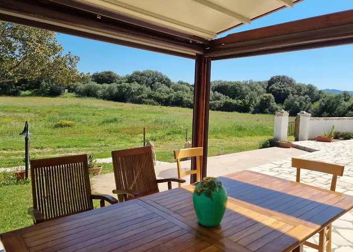 Lu Antu Alloggi Agrituristici Bed and breakfast 3*